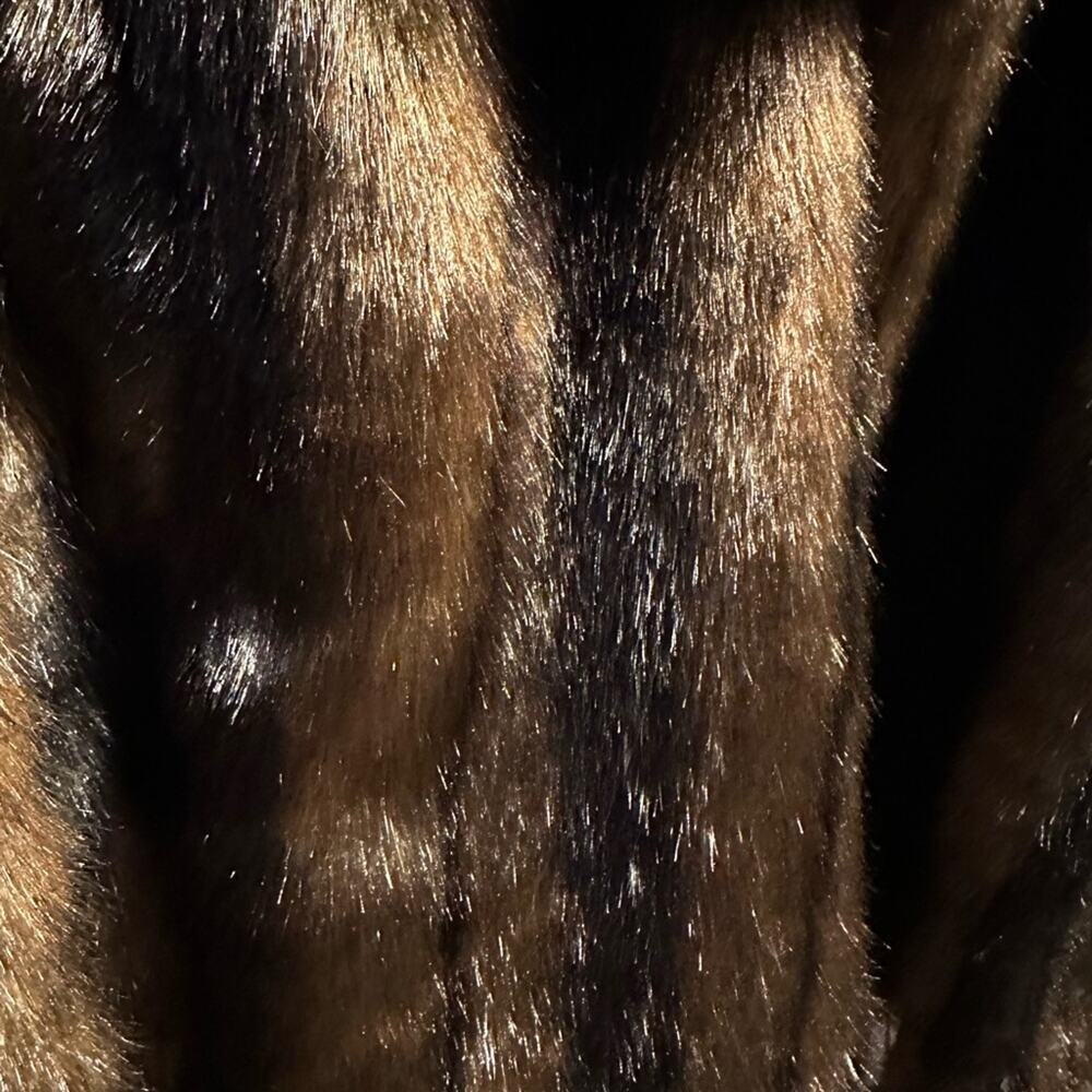 Elegant Faux Fur Striped Jacket Black and Brown Vintage - Picture 2 of 5